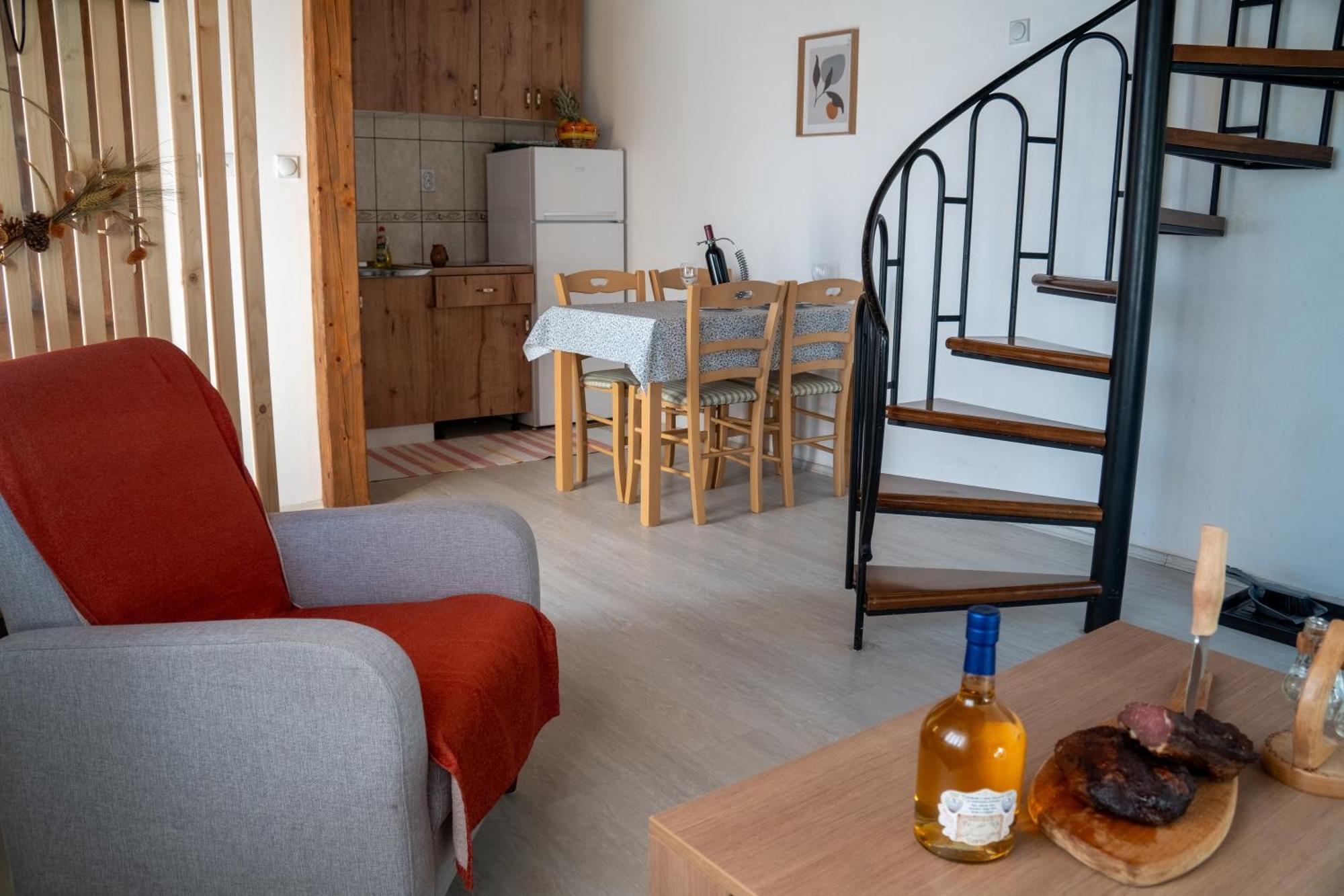 Grand Apartment
